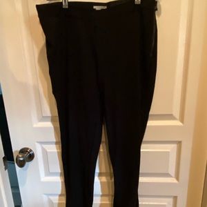 Black Halogen cropped pants.